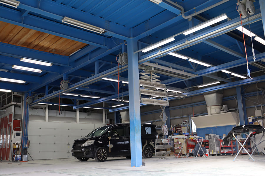 ag.murai フレーム修正機導入工場1